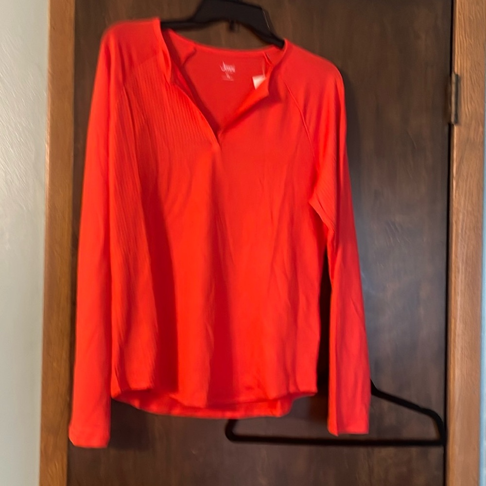 Women's sweater